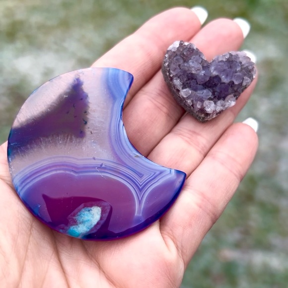 Blue Cherry Agate Heart + Ametyst Heart Crystal Specimens - Picture 2 of 7